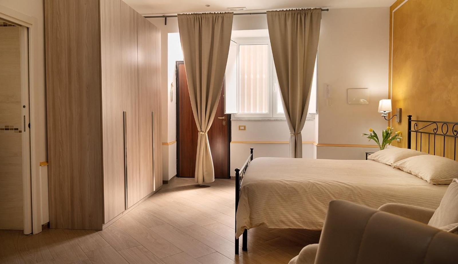 Domus Cuomo B&B Nocera Inferiore Bagian luar foto
